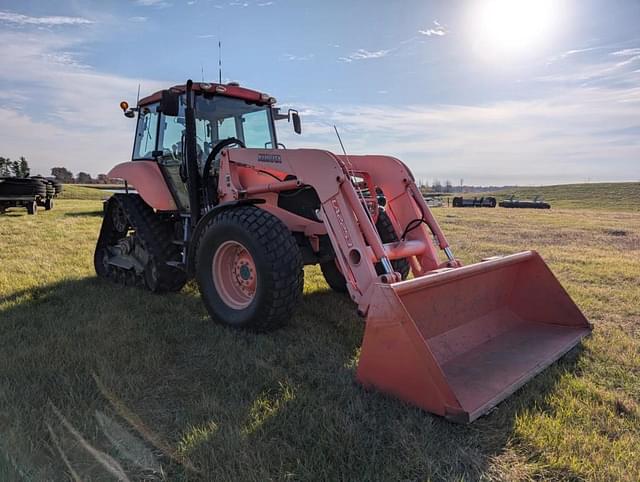 Image of Kubota M126X equipment image 2