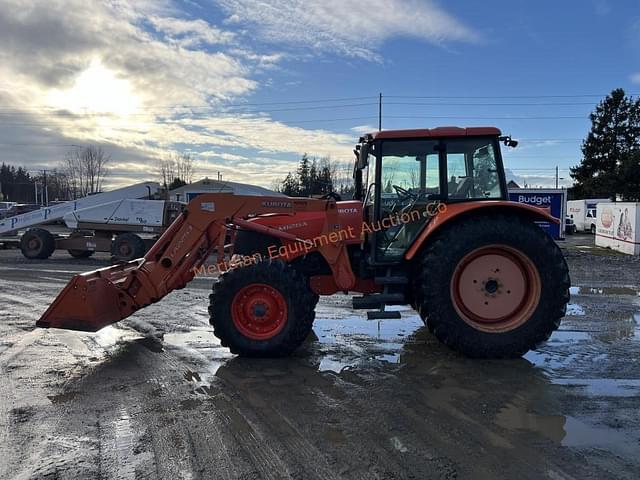 Image of Kubota M126X equipment image 2