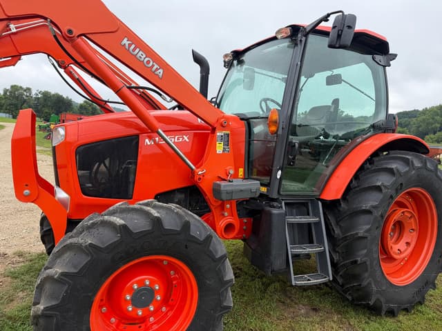 Image of Kubota M135GX equipment image 1