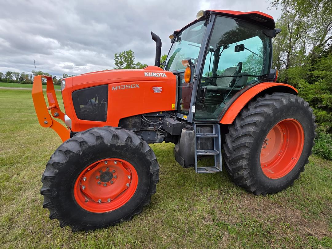Image of Kubota M135GX Primary image