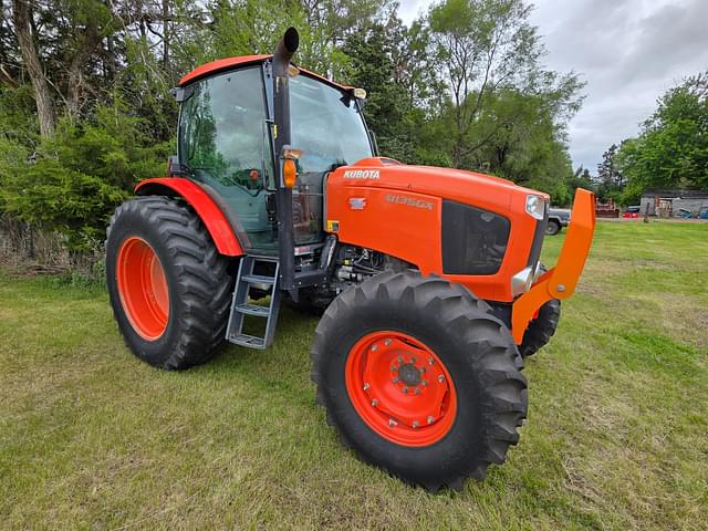 Image of Kubota M135GX equipment image 3