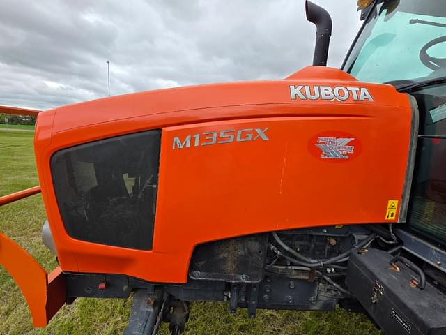 Image of Kubota M135GX equipment image 1
