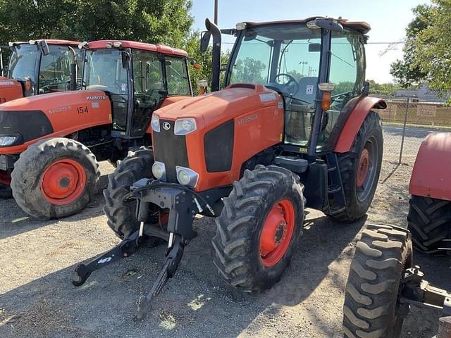 Image of Kubota M135X equipment image 2