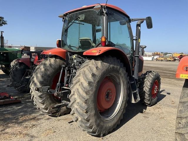 Image of Kubota M135X equipment image 4