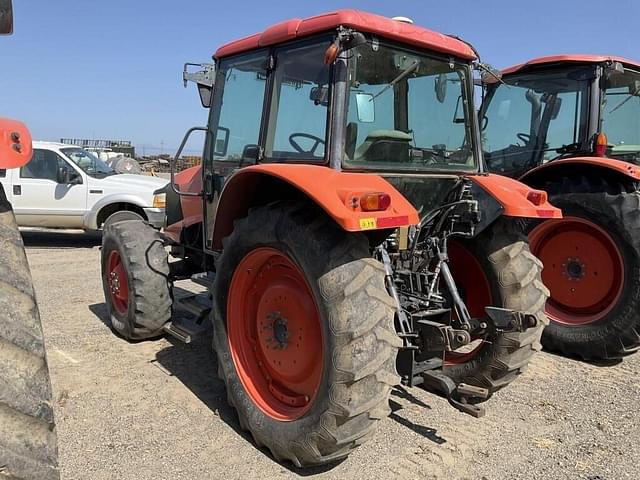 Image of Kubota M135X equipment image 4