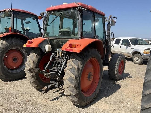 Image of Kubota M135X equipment image 3
