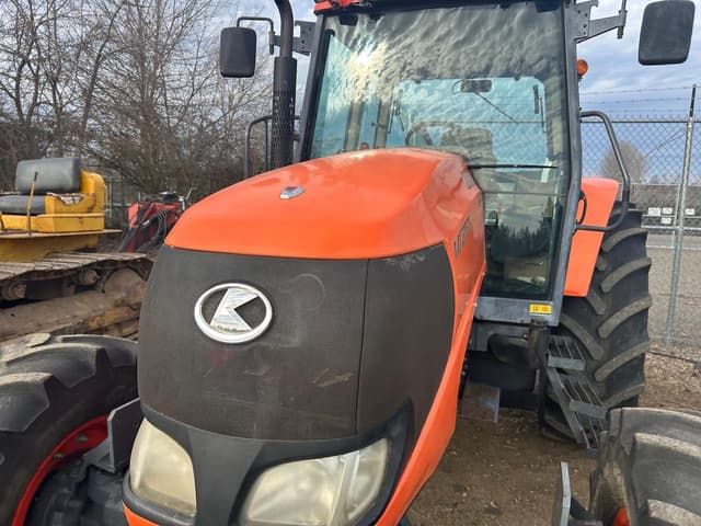 Image of Kubota M135X equipment image 3