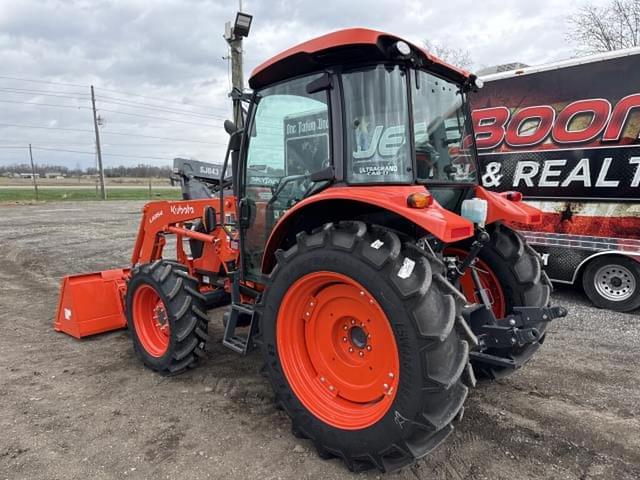 Image of Kubota M4-071 equipment image 1