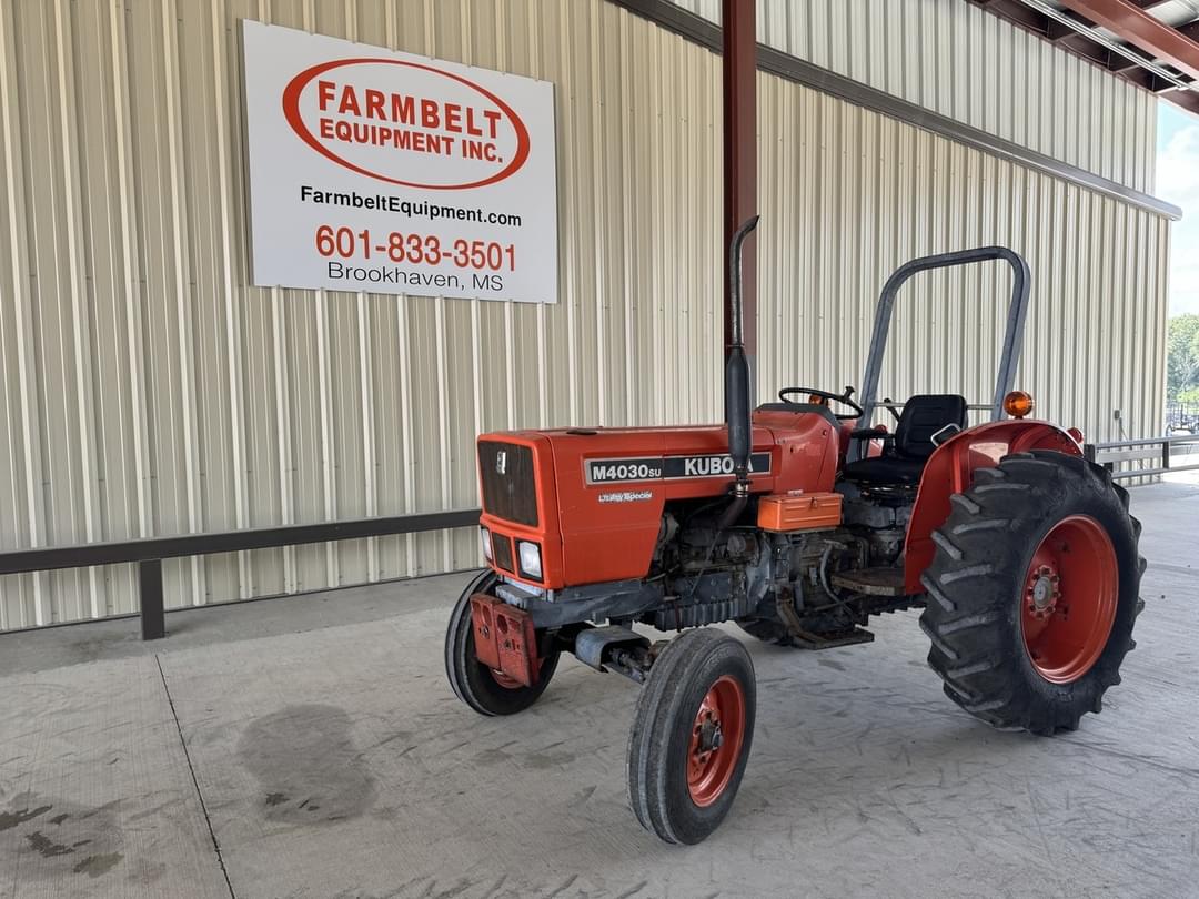 Image of Kubota M4030SU Image 1