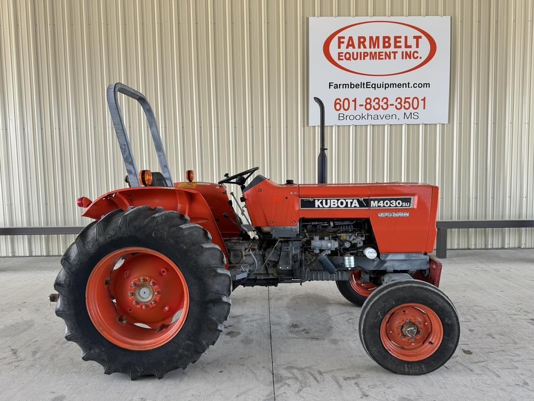 Image of Kubota M4030SU Image 0