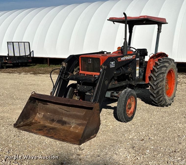 Kubota M4030SU Equipment Image0