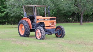 Kubota M4050 Image