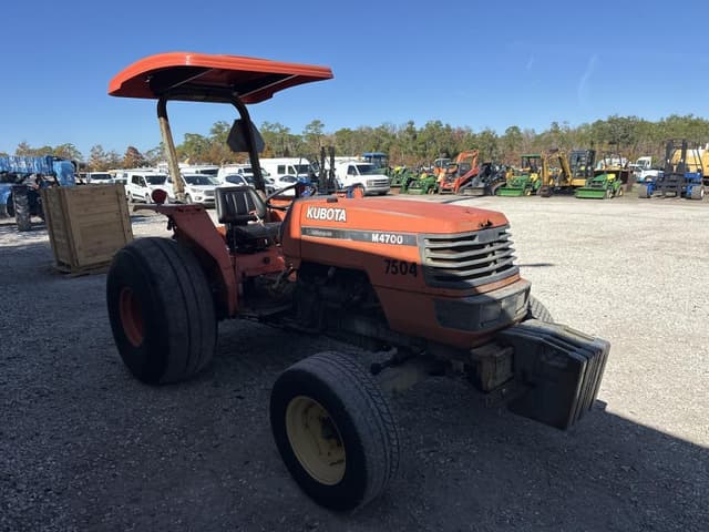 Image of Kubota M4700 equipment image 3