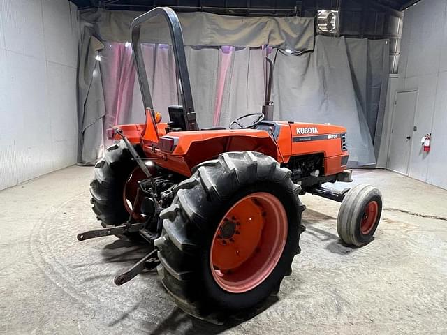 Image of Kubota M4700 equipment image 4