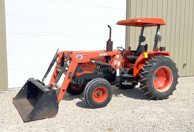 Image of Kubota M4700 equipment image 1