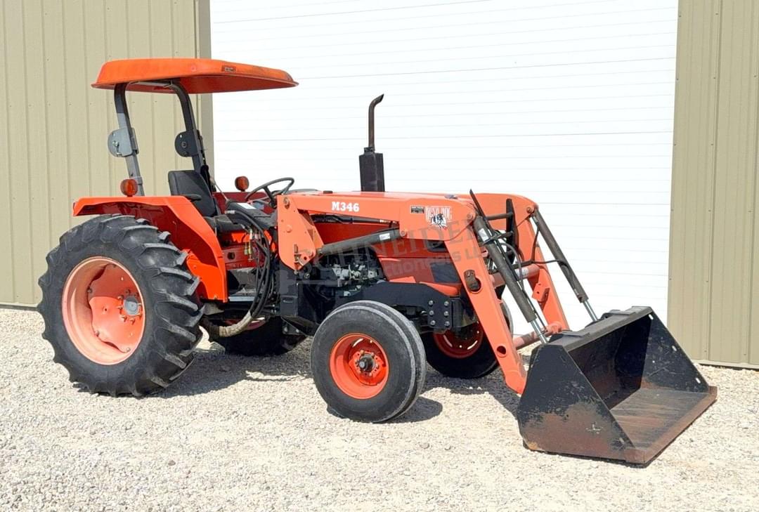 Image of Kubota M4700 Primary image