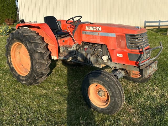 Image of Kubota M4800 equipment image 1