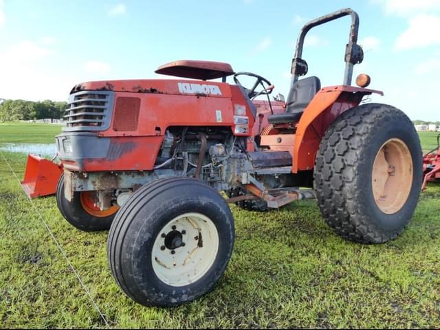 Image of Kubota M4900 equipment image 1