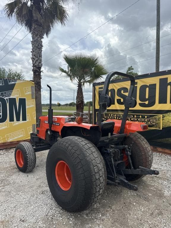 Image of Kubota M4900 equipment image 1