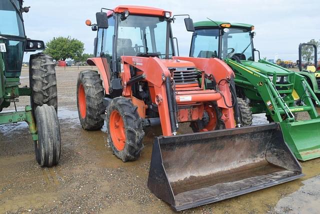 Image of Kubota M4900 equipment image 3