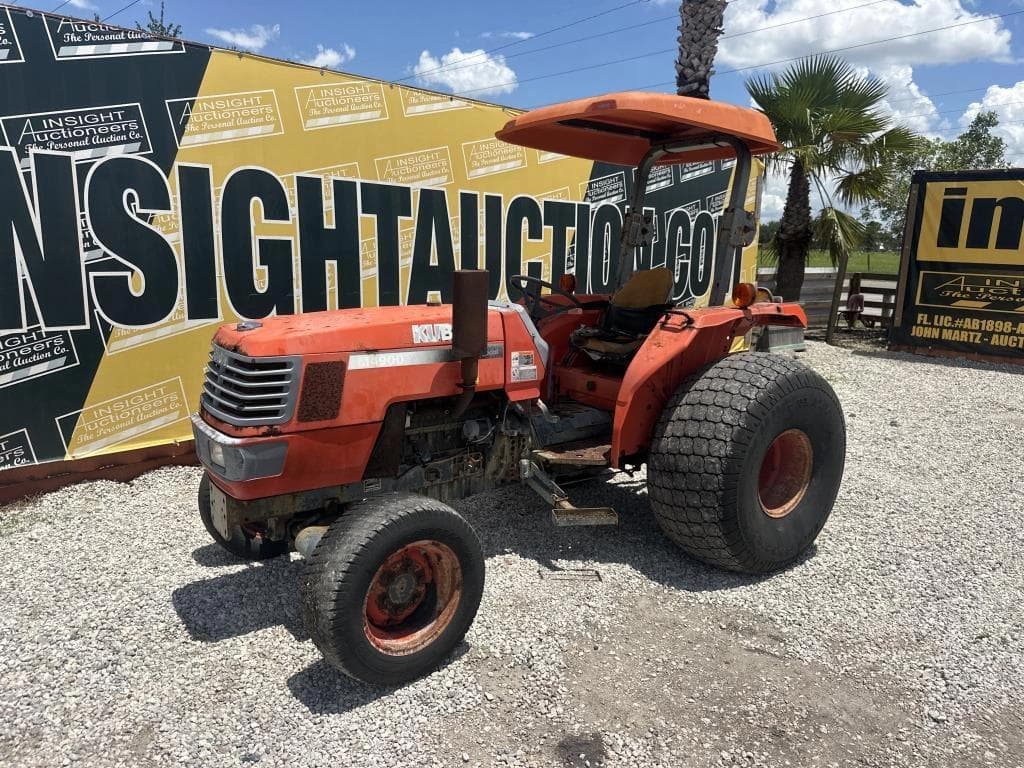 Image of Kubota M4900 Primary image