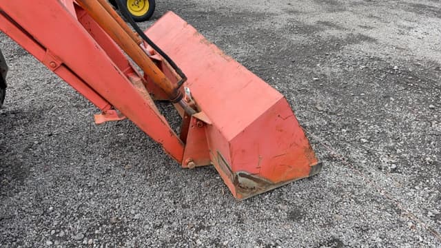 Image of Kubota M4950 equipment image 3