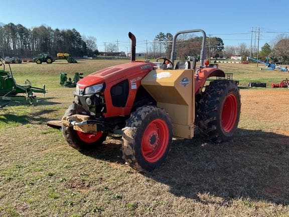 Image of Kubota M5-091 equipment image 1