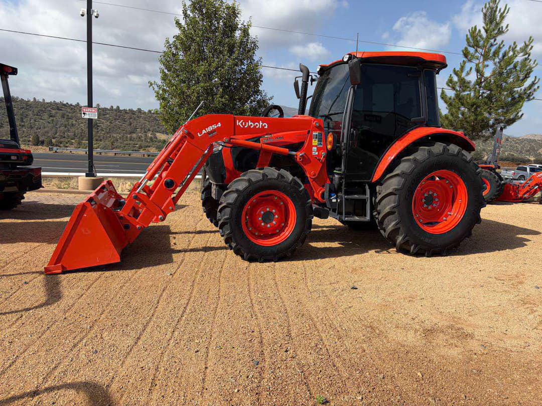 Image of Kubota M5-091 Image 1