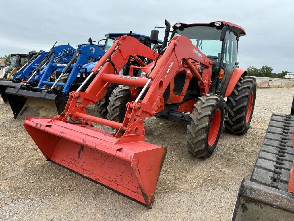 Kubota M5-091 Equipment Image0