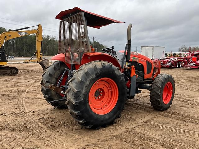 Image of Kubota M5-091 equipment image 4