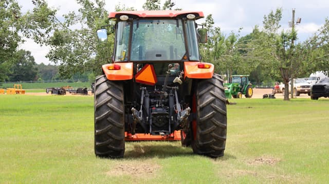 Image of Kubota M5-111 equipment image 4