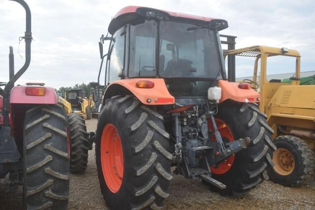 Image of Kubota M5-111 equipment image 1