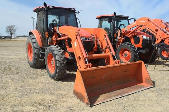 Image of Kubota M5-111 equipment image 3