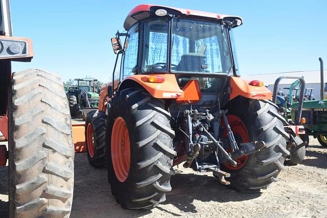 Image of Kubota M5-111 equipment image 1