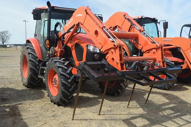 Image of Kubota M5-111 equipment image 3