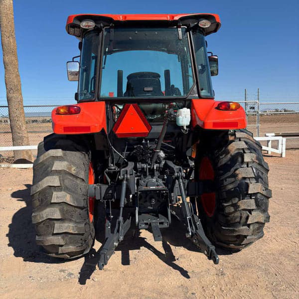 Image of Kubota M5-111 equipment image 3