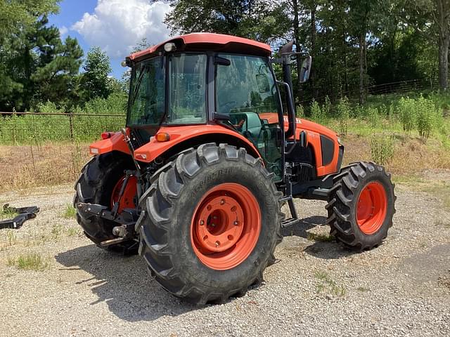 Image of Kubota M5-111 equipment image 3