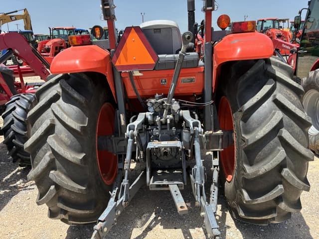 Image of Kubota M5-111 equipment image 4