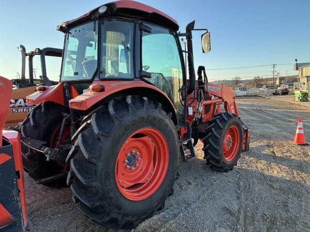 Image of Kubota M5-111 equipment image 2