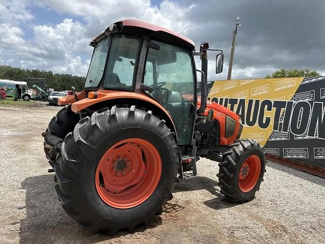 Image of Kubota M5-111 equipment image 3
