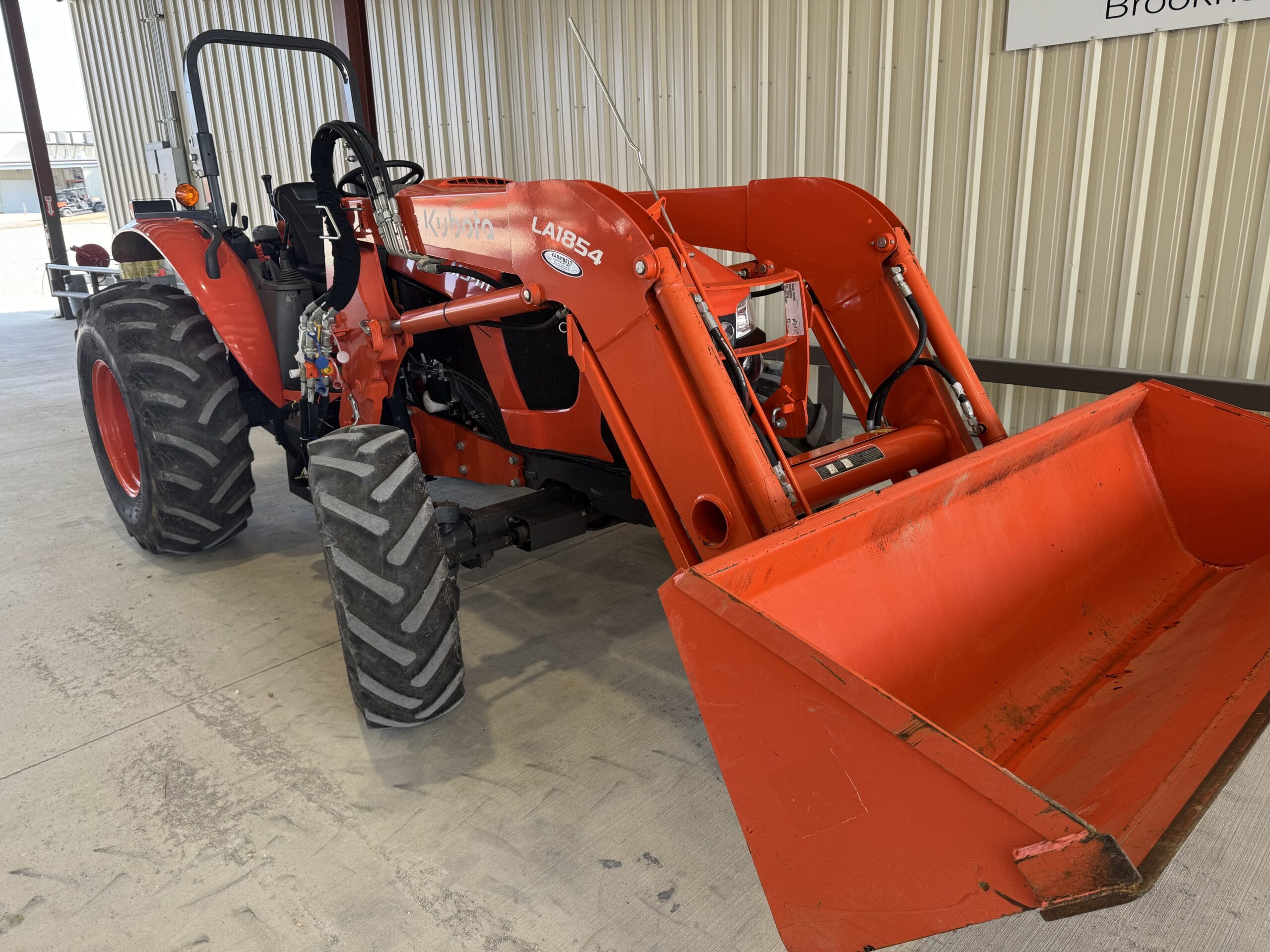 2023 Kubota M5-111 Equipment Image0