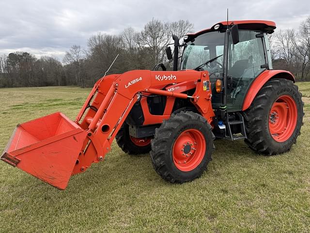 Image of Kubota M5-111 equipment image 1