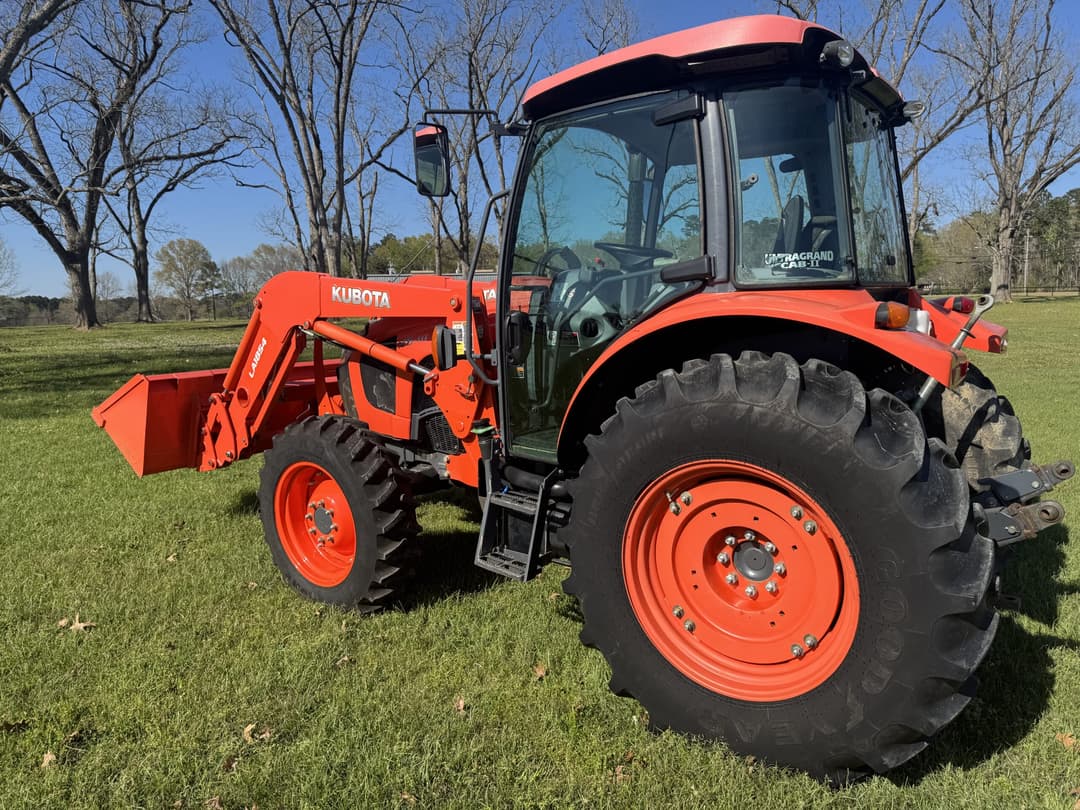 Image of Kubota M5-111HDC Image 1
