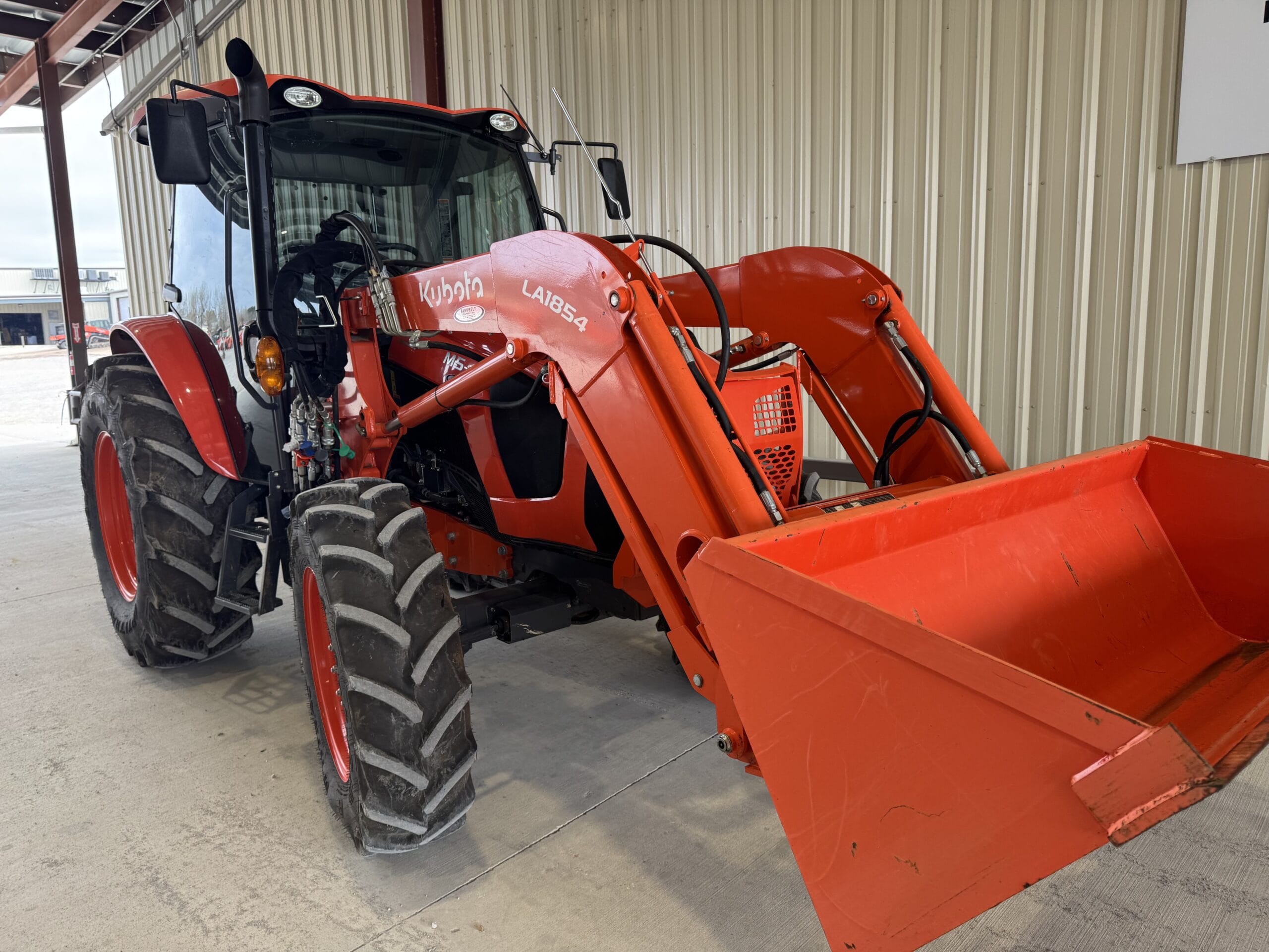 2023 Kubota M5-111 Equipment Image0