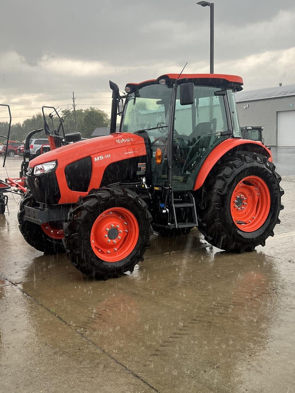 Image of Kubota M5-111 Primary image