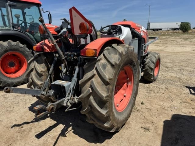 Image of Kubota M5-111 equipment image 1