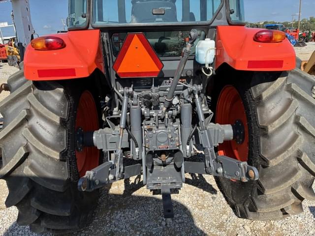 Image of Kubota M5-091 equipment image 4