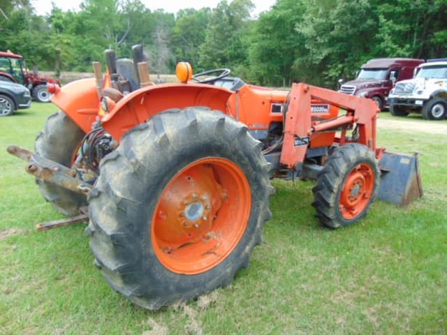 Image of Kubota M5030 equipment image 1