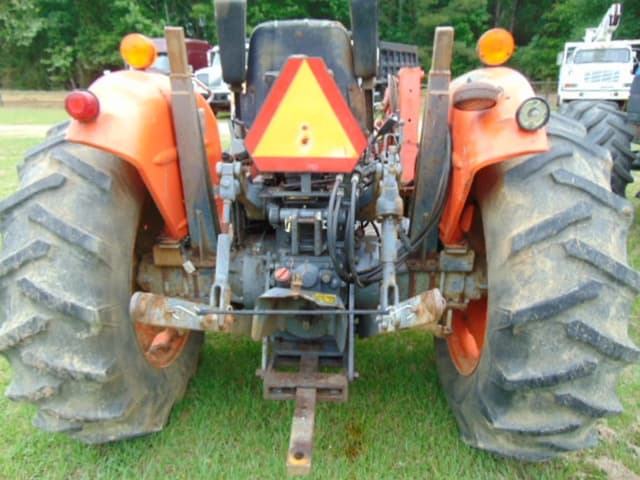 Image of Kubota M5030 equipment image 2