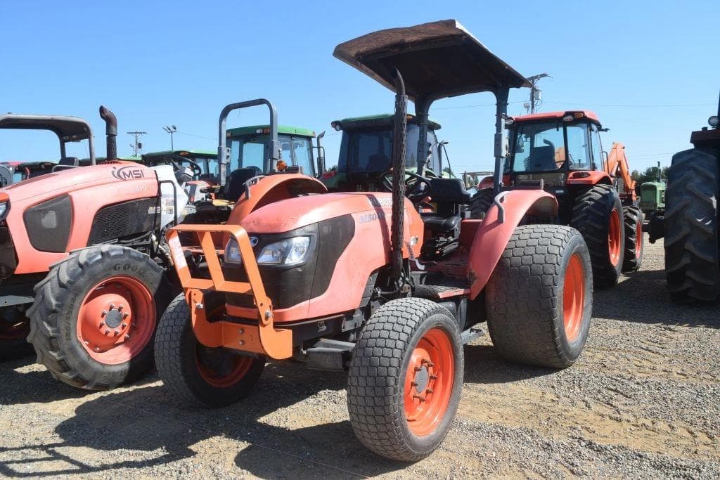 Image of Kubota M5040 Primary image